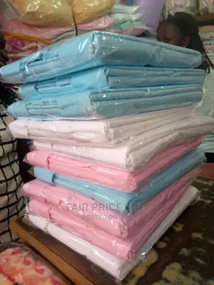 Pure Cotton Bedsheets in Plain Pink.6x5.( Pink)