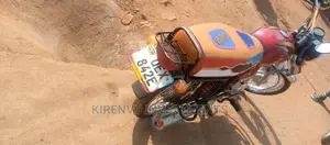 Bajaj Boxer 100 2018 Red