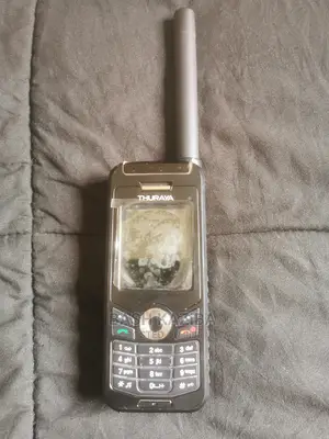 New Thuraya XT 8 GB Black