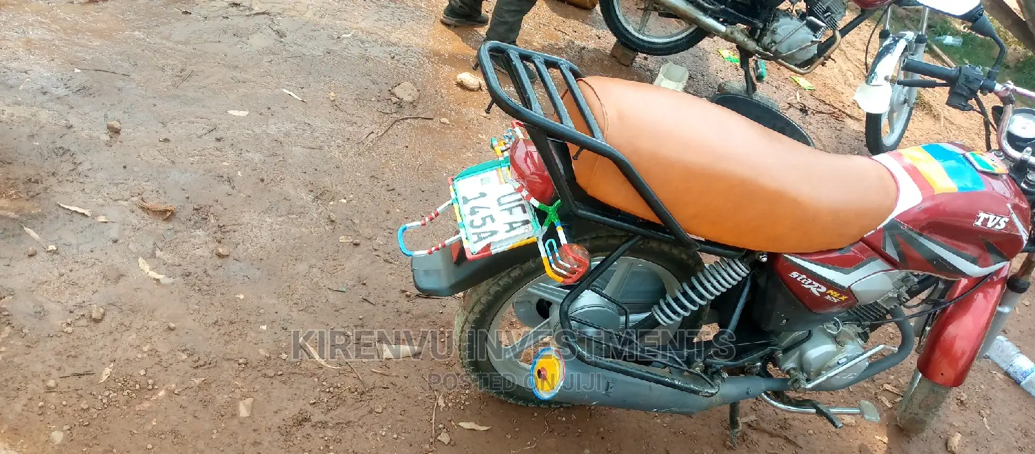 TVS HLX 125 2018 Red