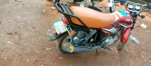 TVS HLX 125 2018 Red