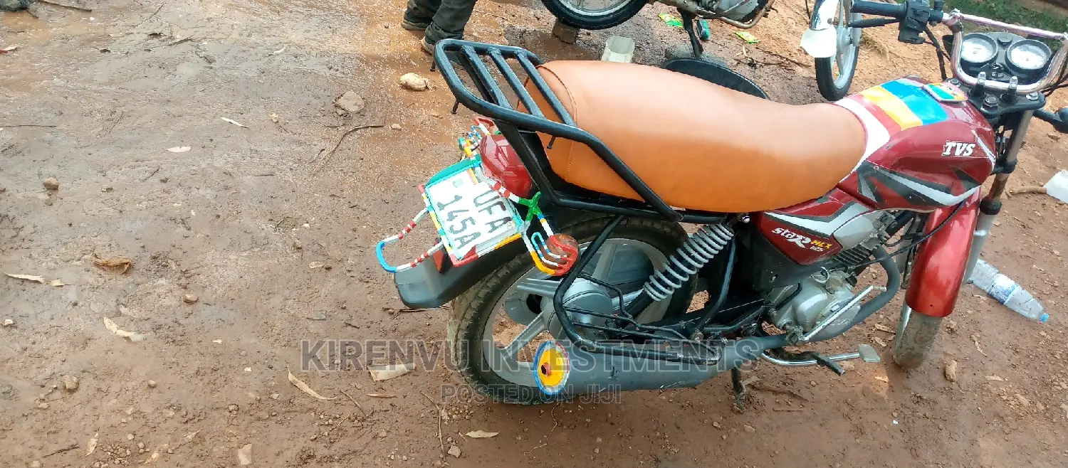 TVS HLX 125 2018 Red