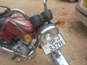 Bajaj Boxer 100 2022 Red