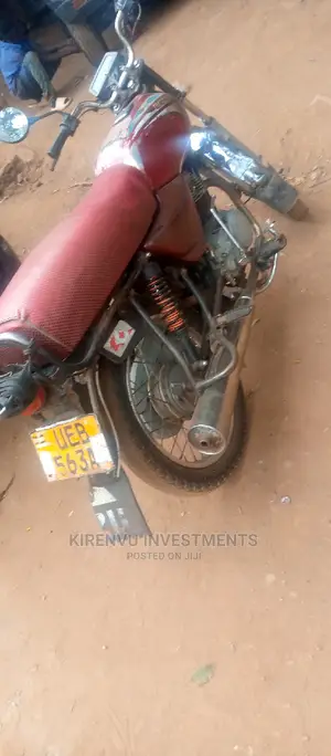 Bajaj Boxer 100 2015 Red
