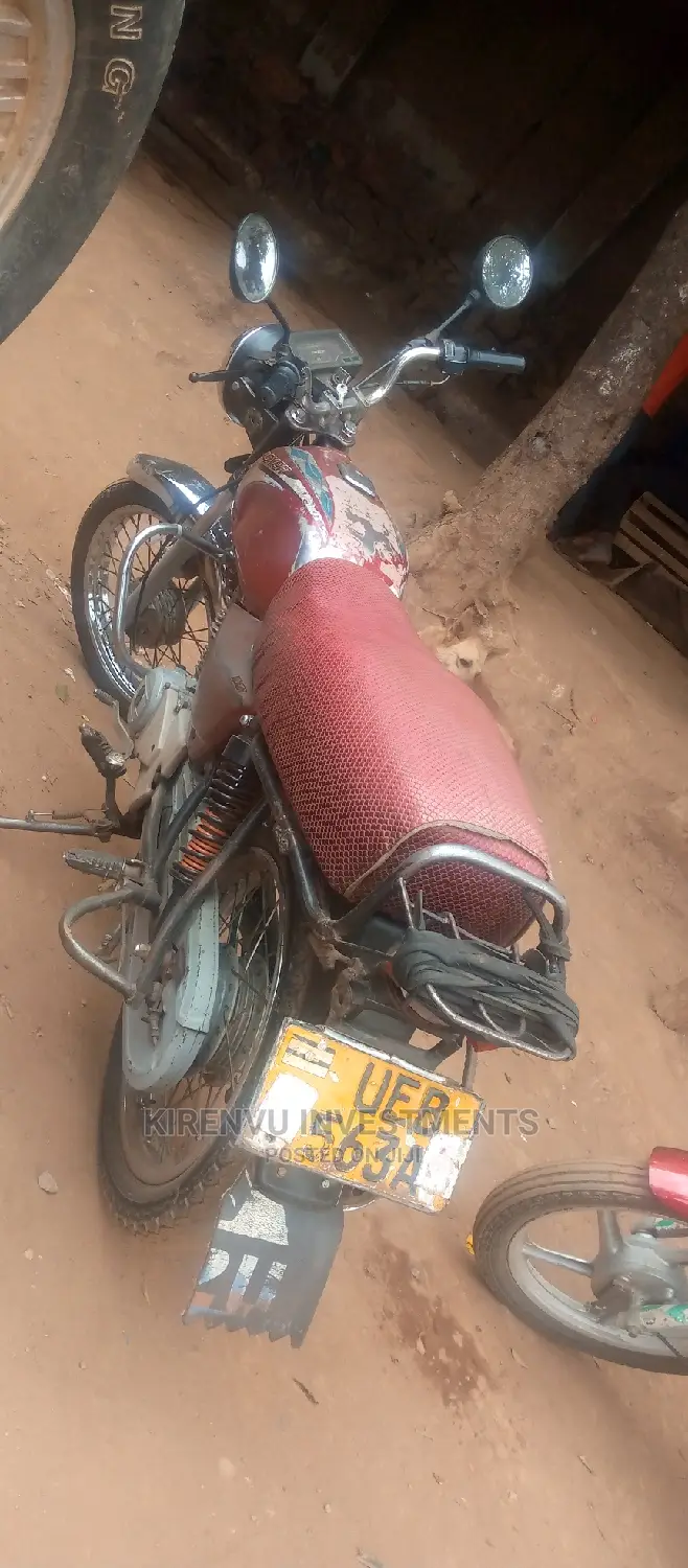 Bajaj Boxer 100 2015 Red