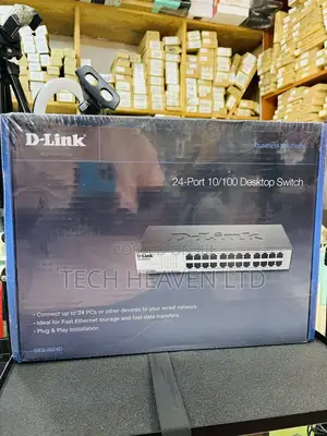 24-Port Fast Ethernet Unmanaged Desktop Dlink Switch