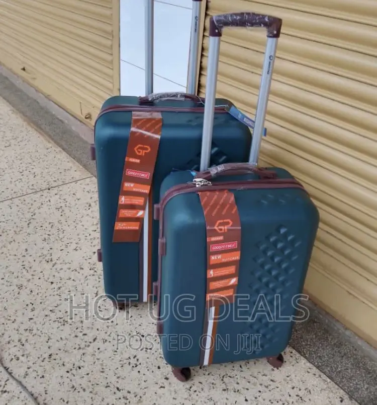 4-Wheel Spinner Medium Size Plastic Travel Suitcase Bag