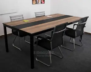 Boardroom/Meeting Table
