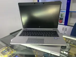 Laptop HP EliteBook 830 G5 8GB Intel Core I7 SSD 256GB