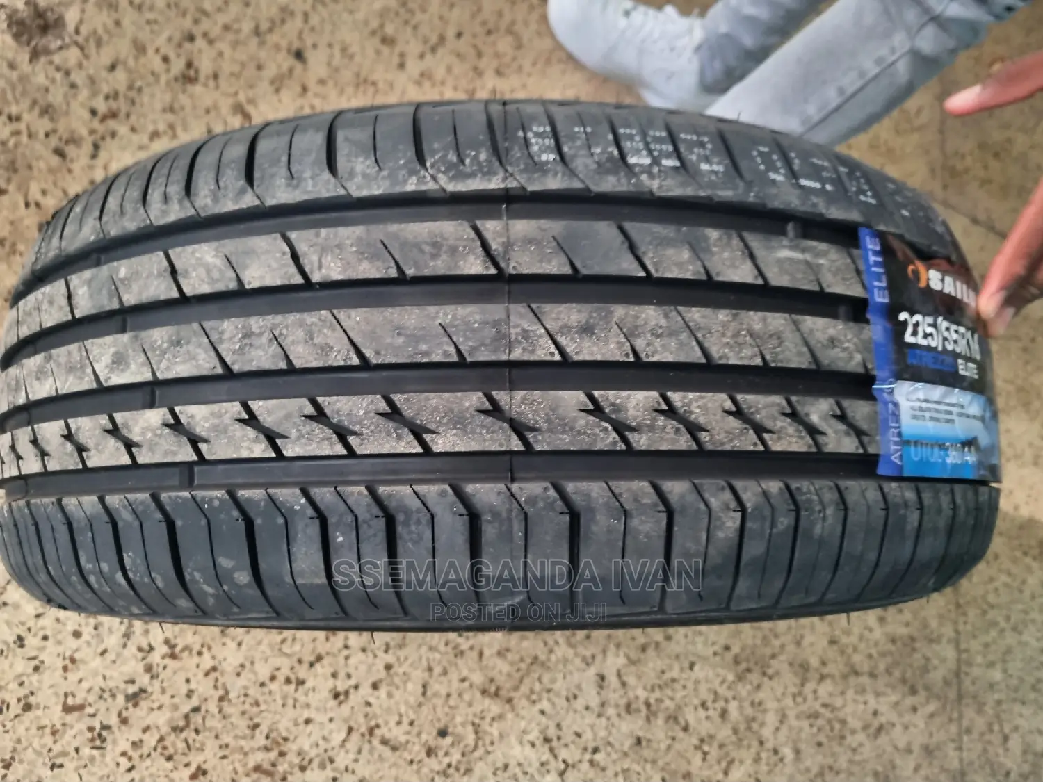 225/55r16 Attezzo