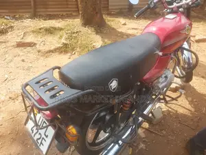 Bajaj Boxer 2022 Red
