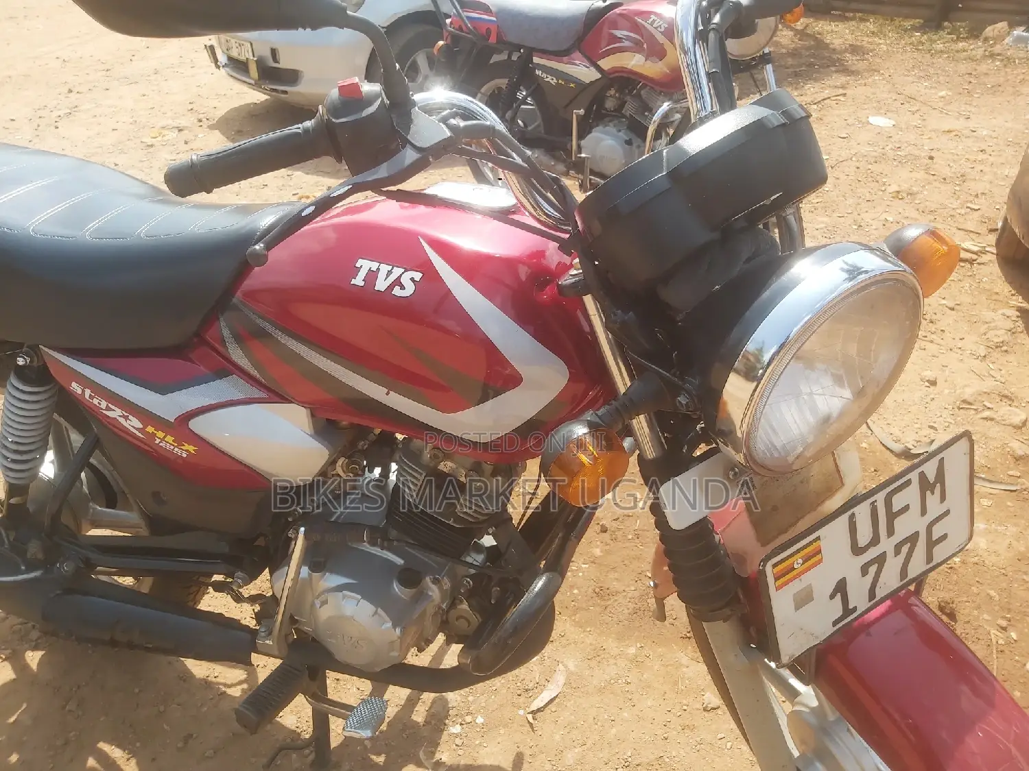 TVS HLX 125 2022 Red