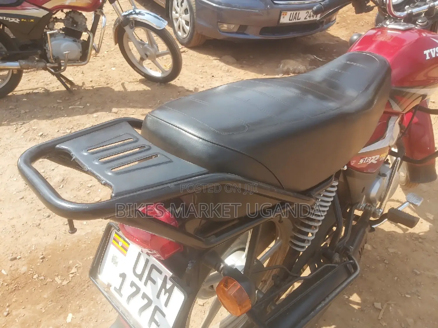 TVS HLX 125 2022 Red