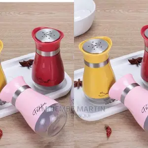Kitchen Salt Shaker Bottle