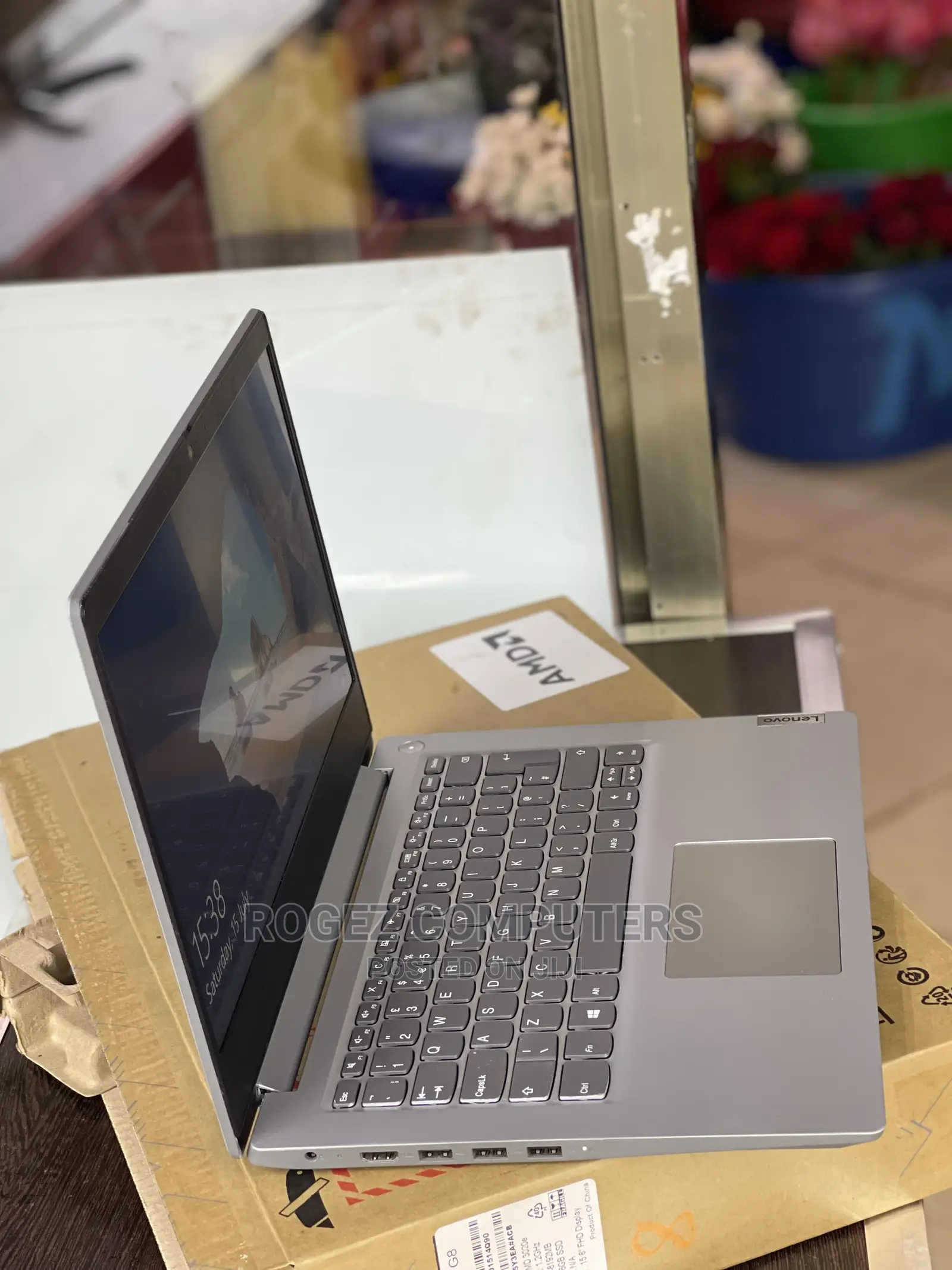 New Laptop Lenovo IdeaPad 320S 8GB Intel Core I5 HDD 1T