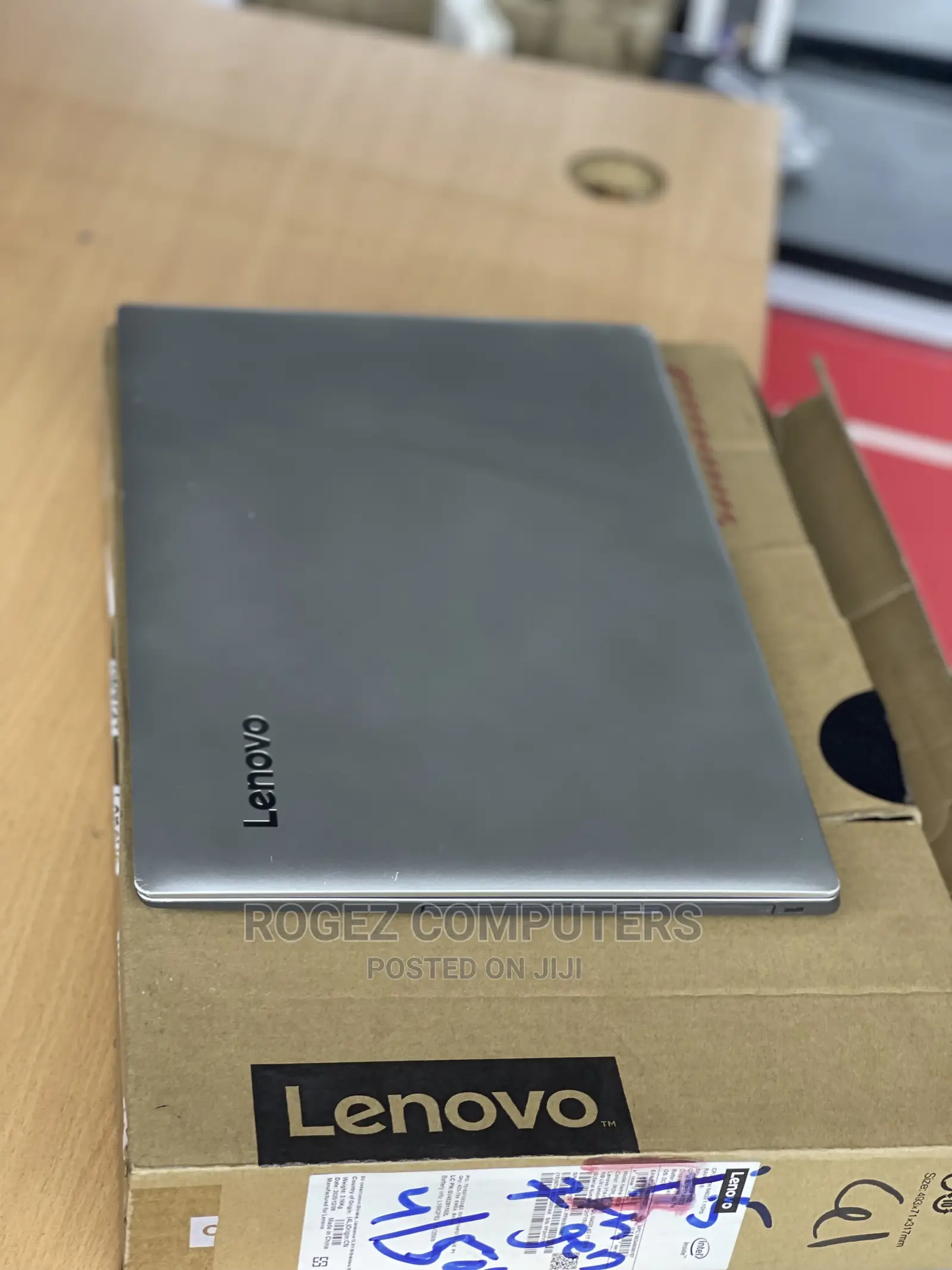 New Laptop Lenovo IdeaPad 330C 8GB Intel Core I5 HDD 1T