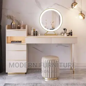 Makeup Table Call or What's Up On