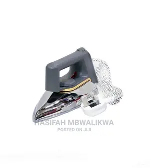 Saachi Dry Flat Iron