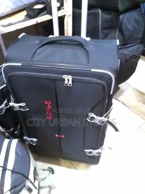 Dfavours Suitcase