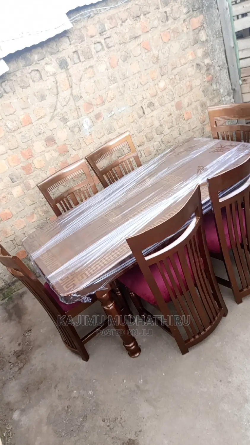 Dinning Table 6seaters