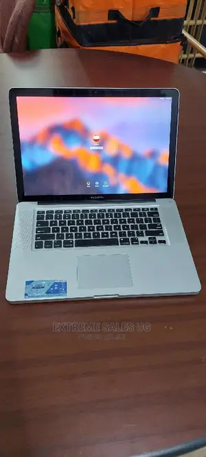 Laptop Apple MacBook Pro 2010 4GB Intel Core I5 HDD 320GB