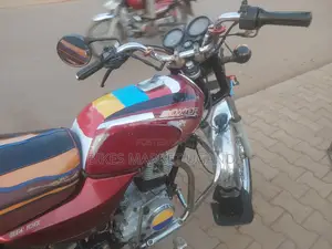 Bajaj Boxer 100 2018 Red