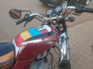 Bajaj Boxer 100 2018 Red