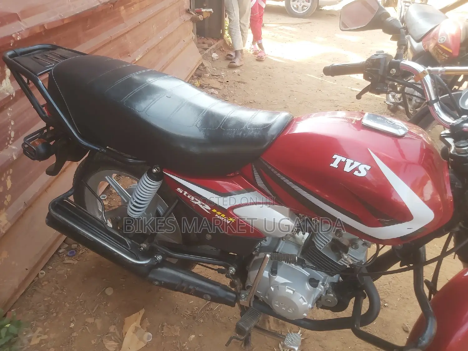 TVS HLX 125 2022 Red