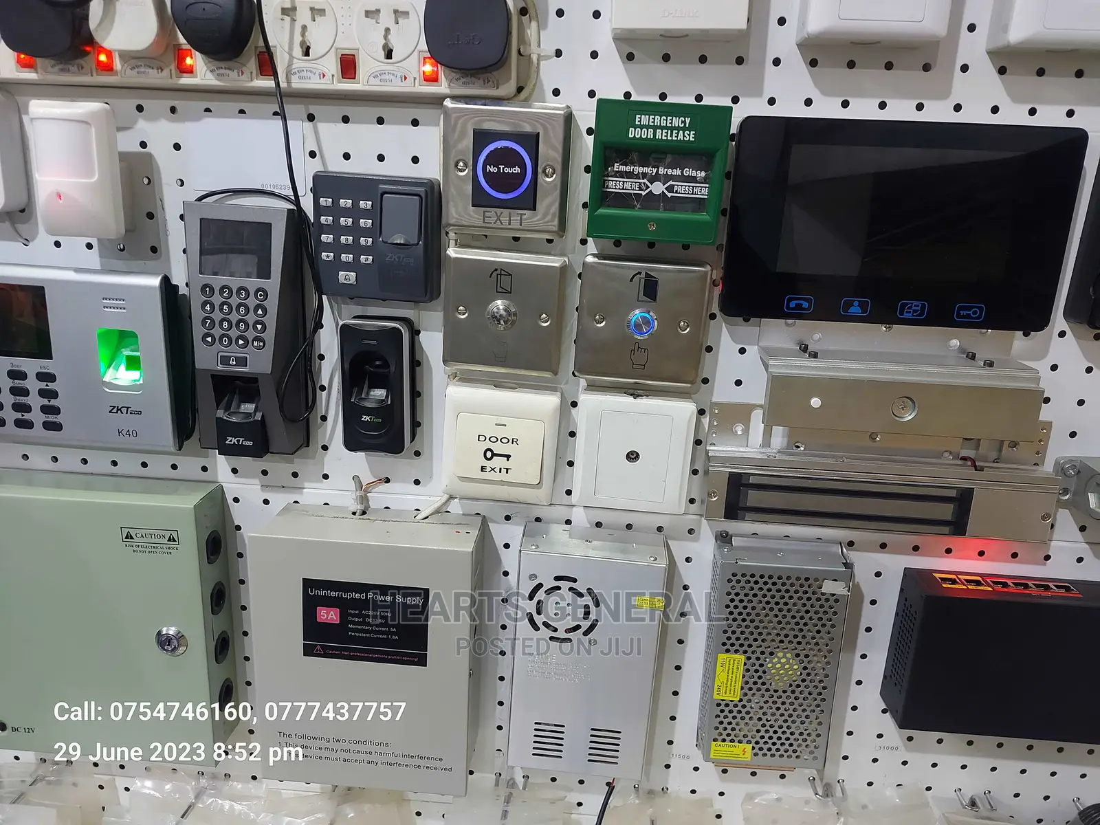 Zkteco F18 Time And Attendance Machine.