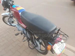 TVS HLX 125 2018 Red