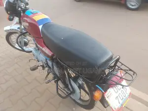 TVS HLX 125 2018 Red