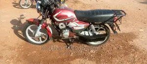 TVS HLX 125 2018 Red