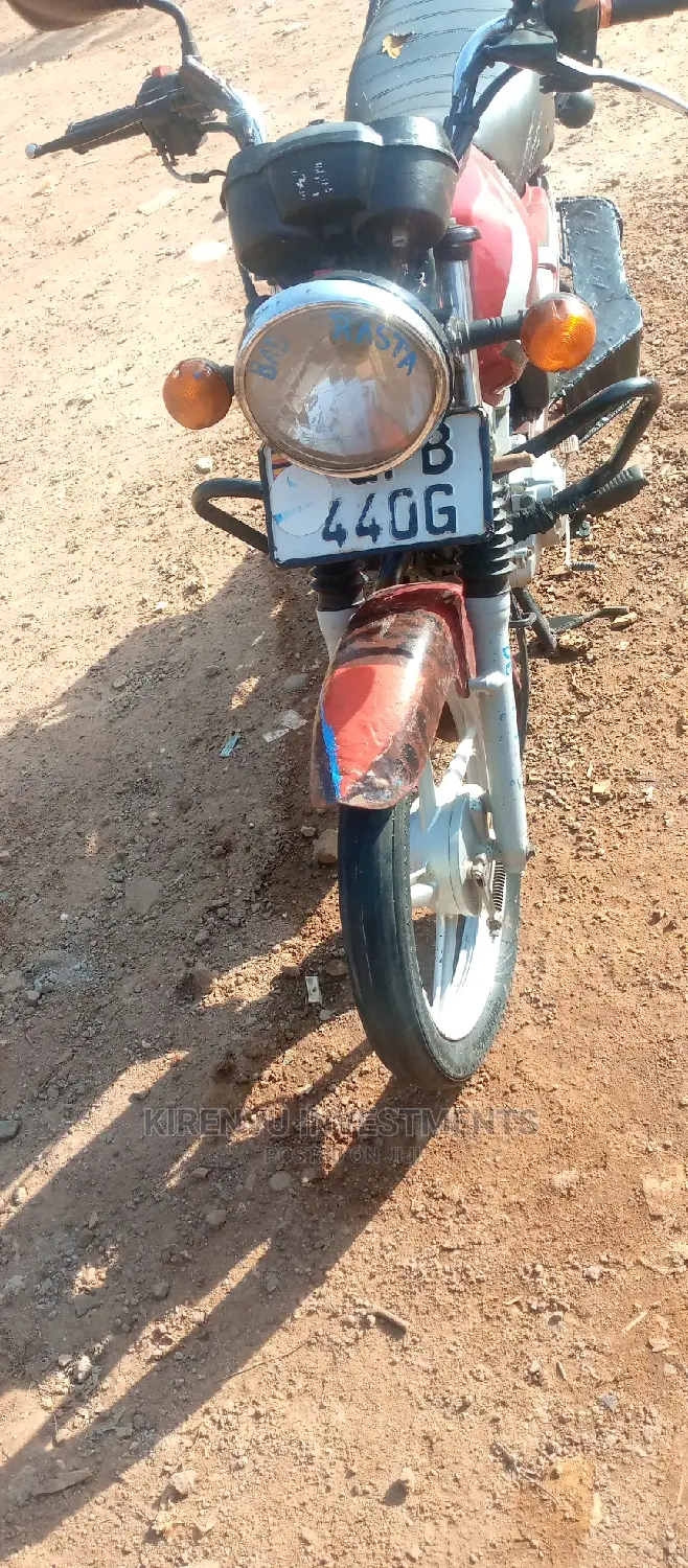 TVS HLX 125 2018 Red