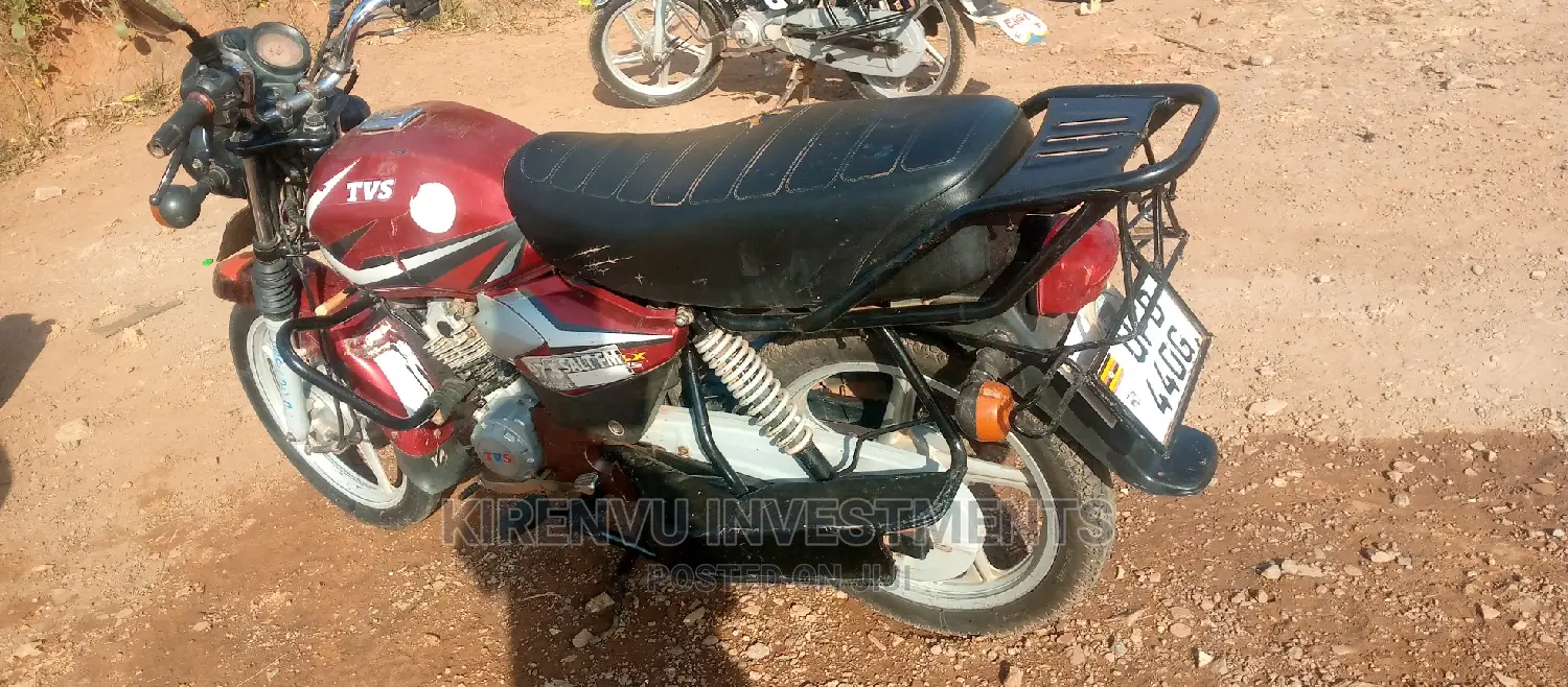 TVS HLX 125 2018 Red