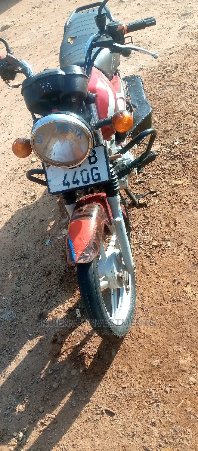 TVS HLX 125 2018 Red