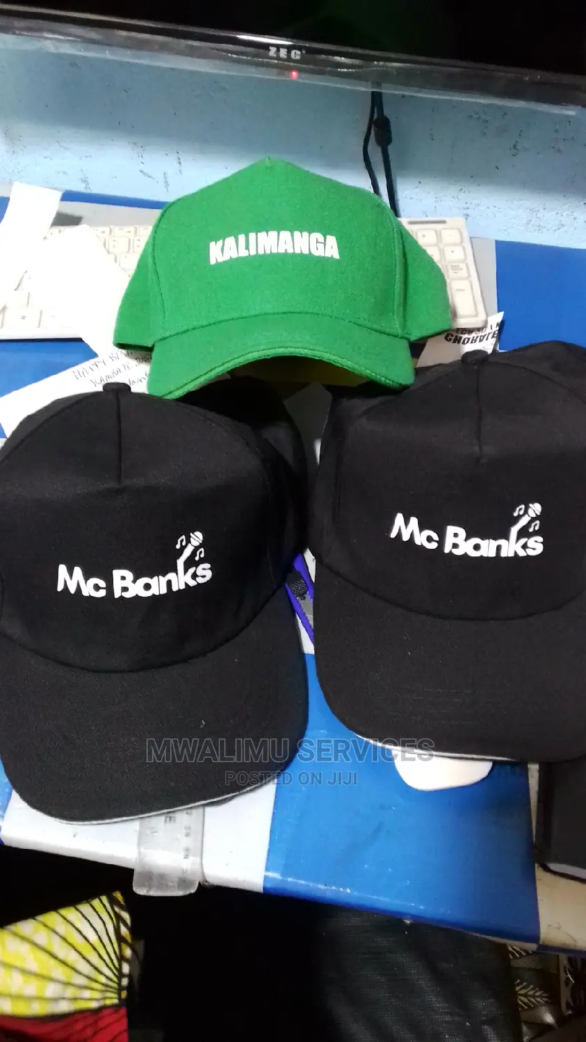 T-Shirt With Cap