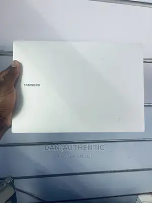 Laptop Samsung 4GB SSD 128GB