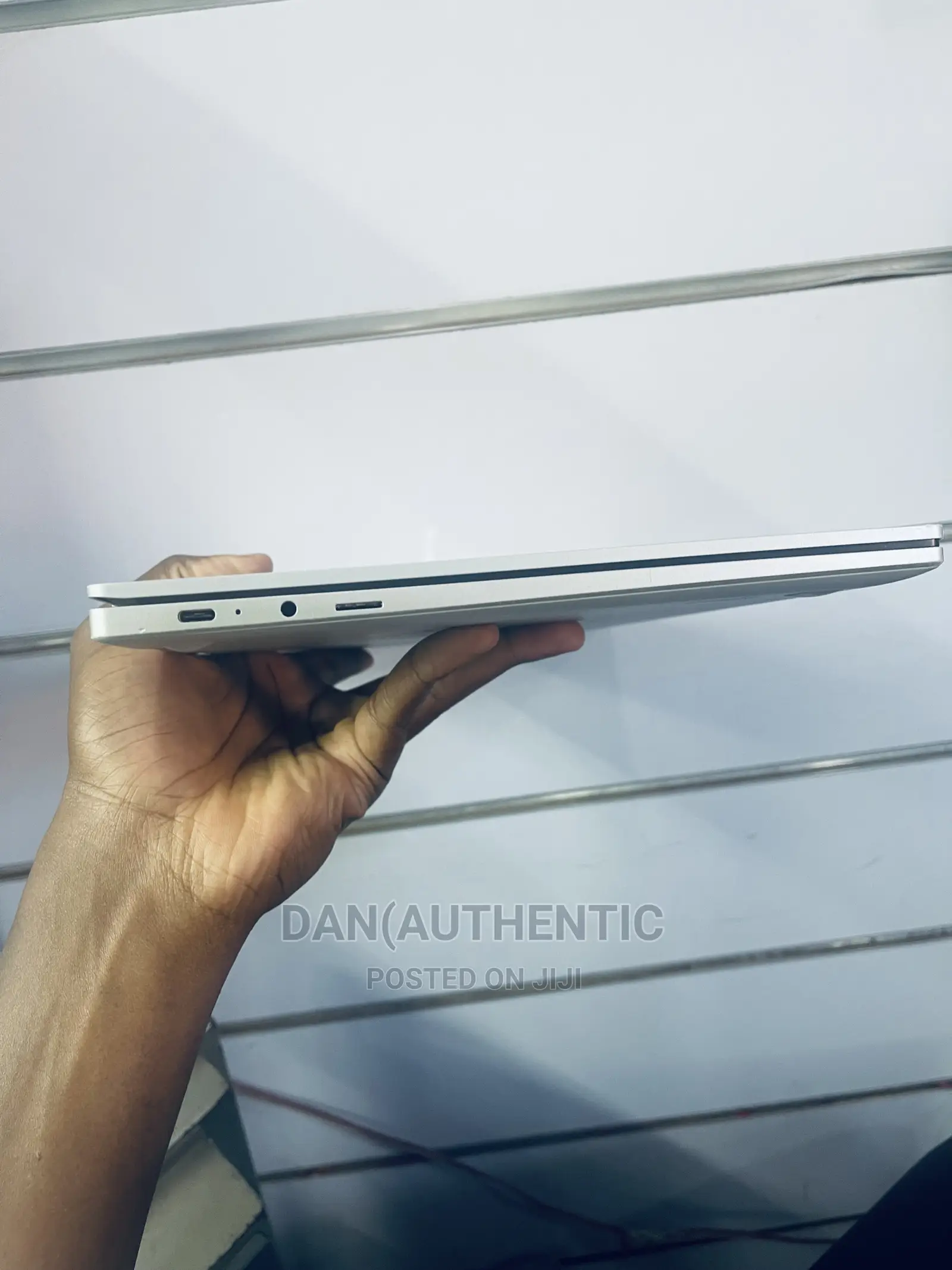 Laptop Samsung 4GB SSD 128GB