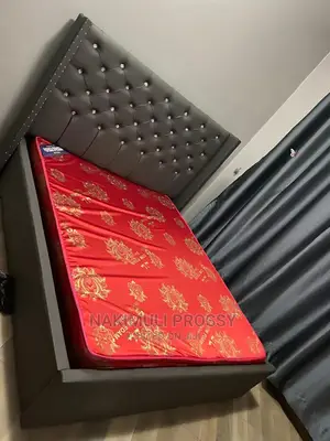 Leather Dressed Bed 5*6