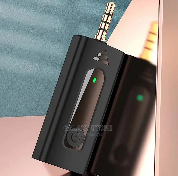 Wireless Lavalier 2 Microphone for Live Broadcast Interview