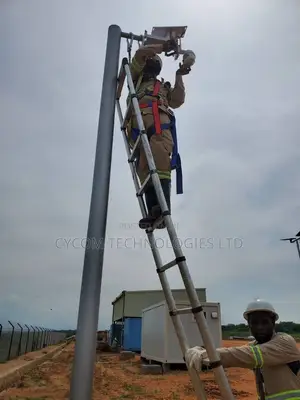 Solar Wireless PTZ Camera