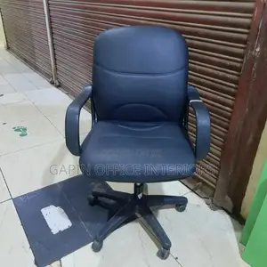 Leathered Short Back Chair