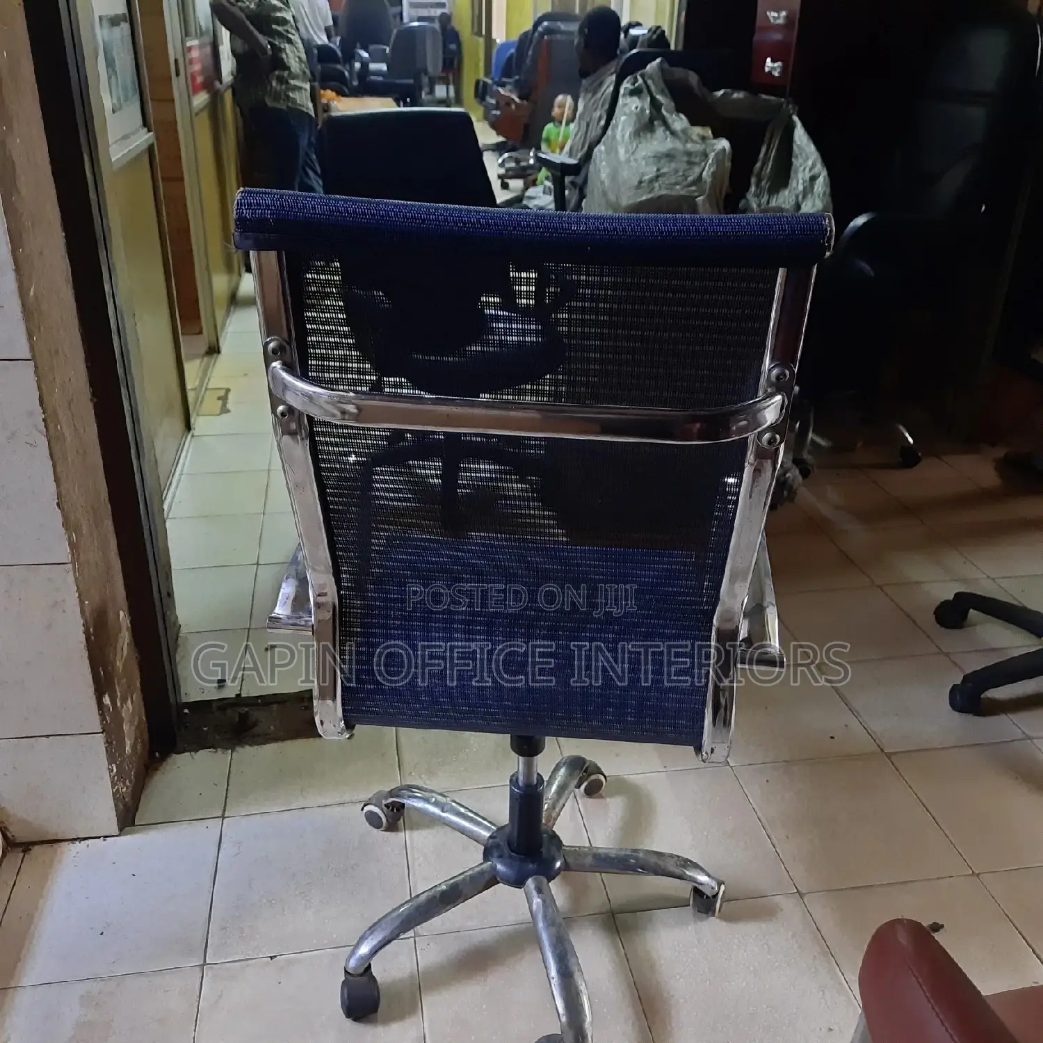 Long Back Blue Mesh Light Chair