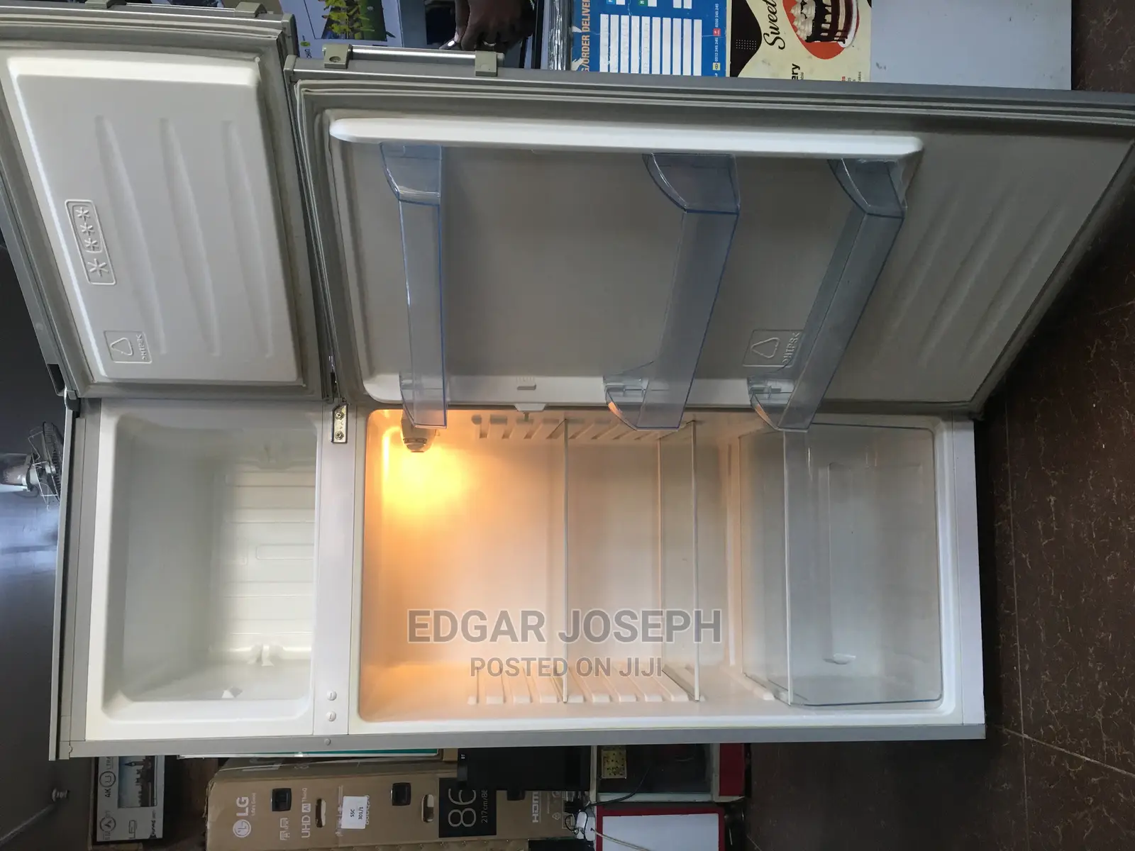 Hisense Refrigerator 280L Double Door