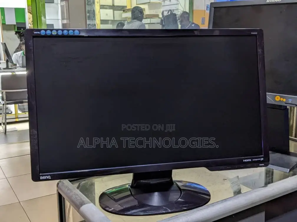 MONITOR 24 Inches