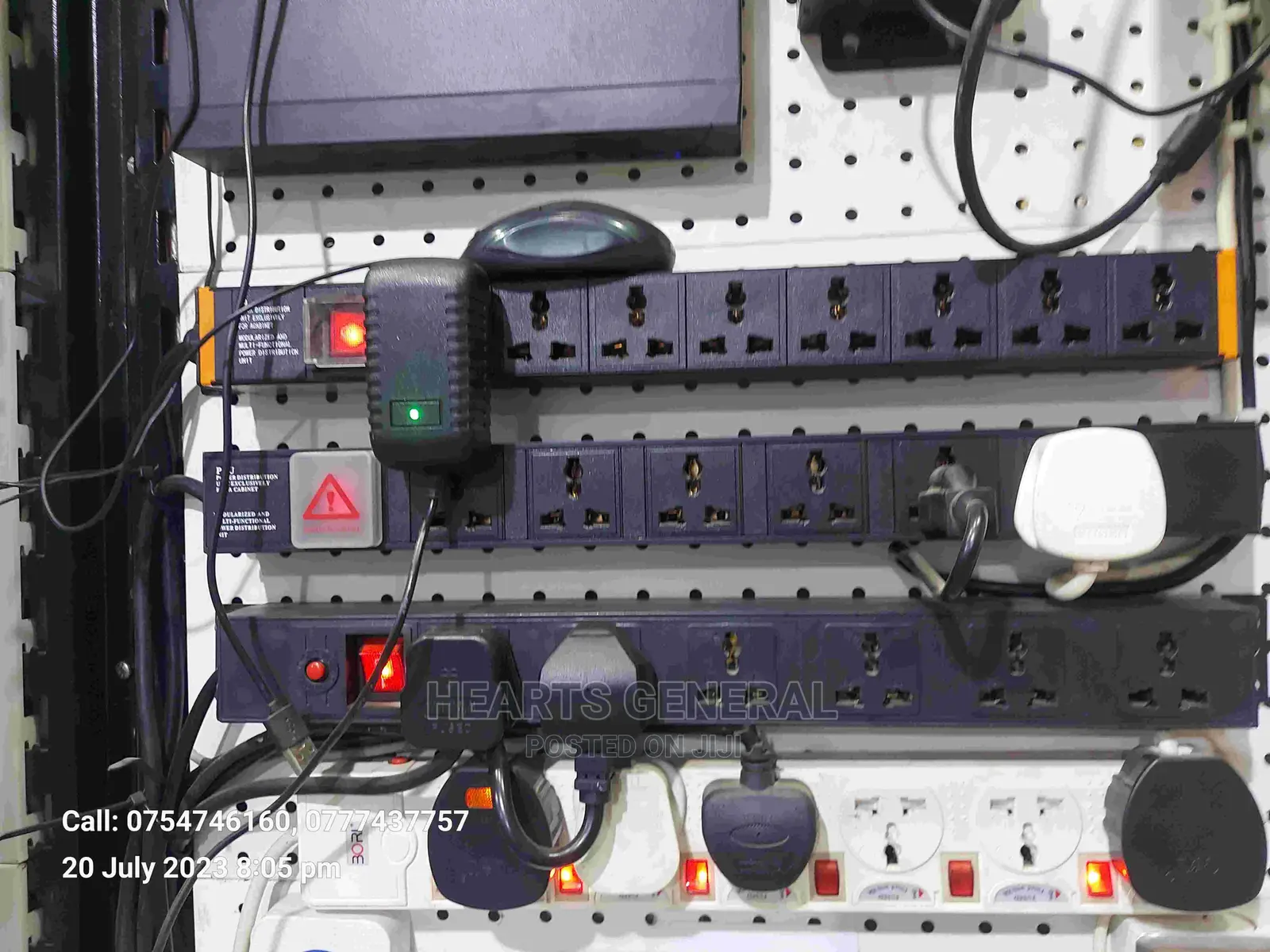 Heavy Duty Power Distribution Unit (Pdu) 8 Way