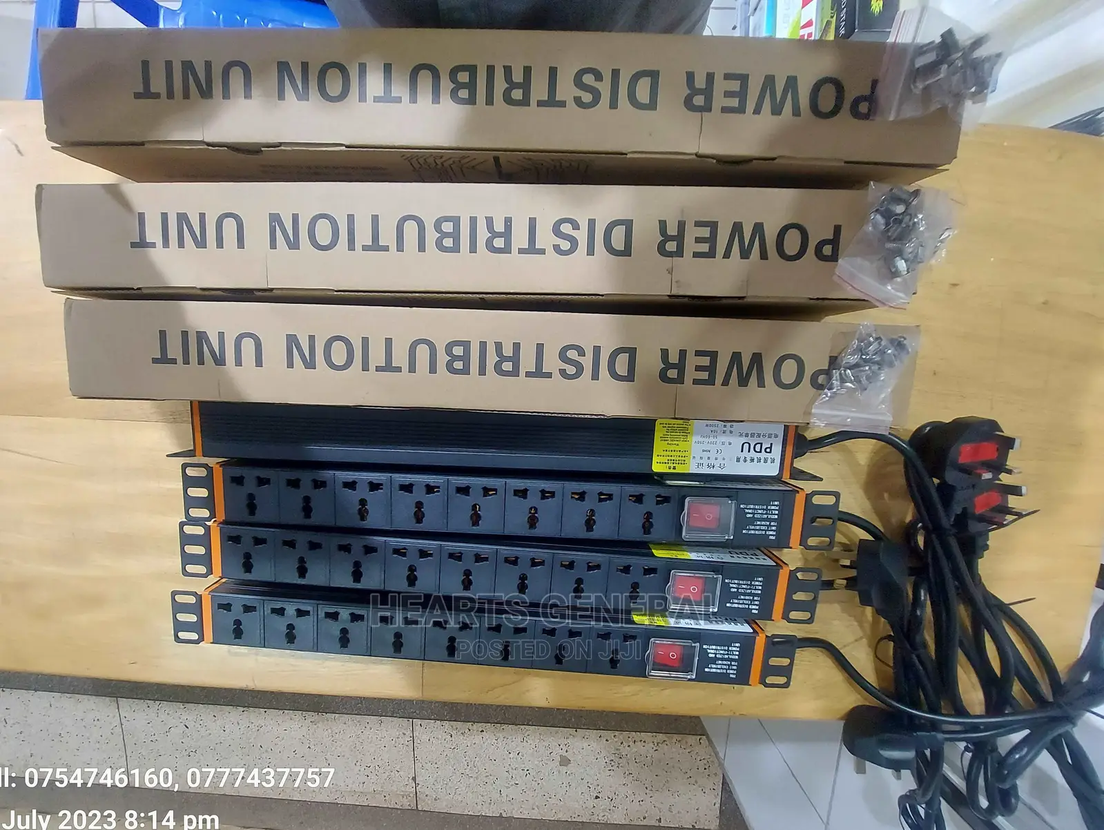 Heavy Duty Power Distribution Unit (Pdu) 8 Way