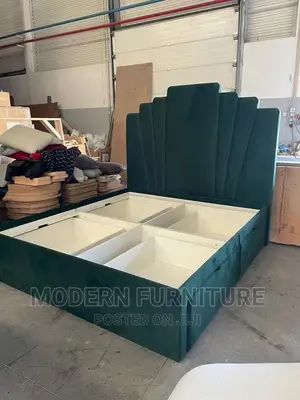 Executive Bed of 5*6 Feet Call On