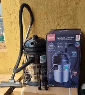 RAF 30litre Vaccum Cleaner \\ Wet and Dry \\ 3000w \\ R.8706