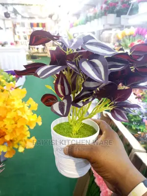 Nice Artificial Table or Home Decorators Flowers
